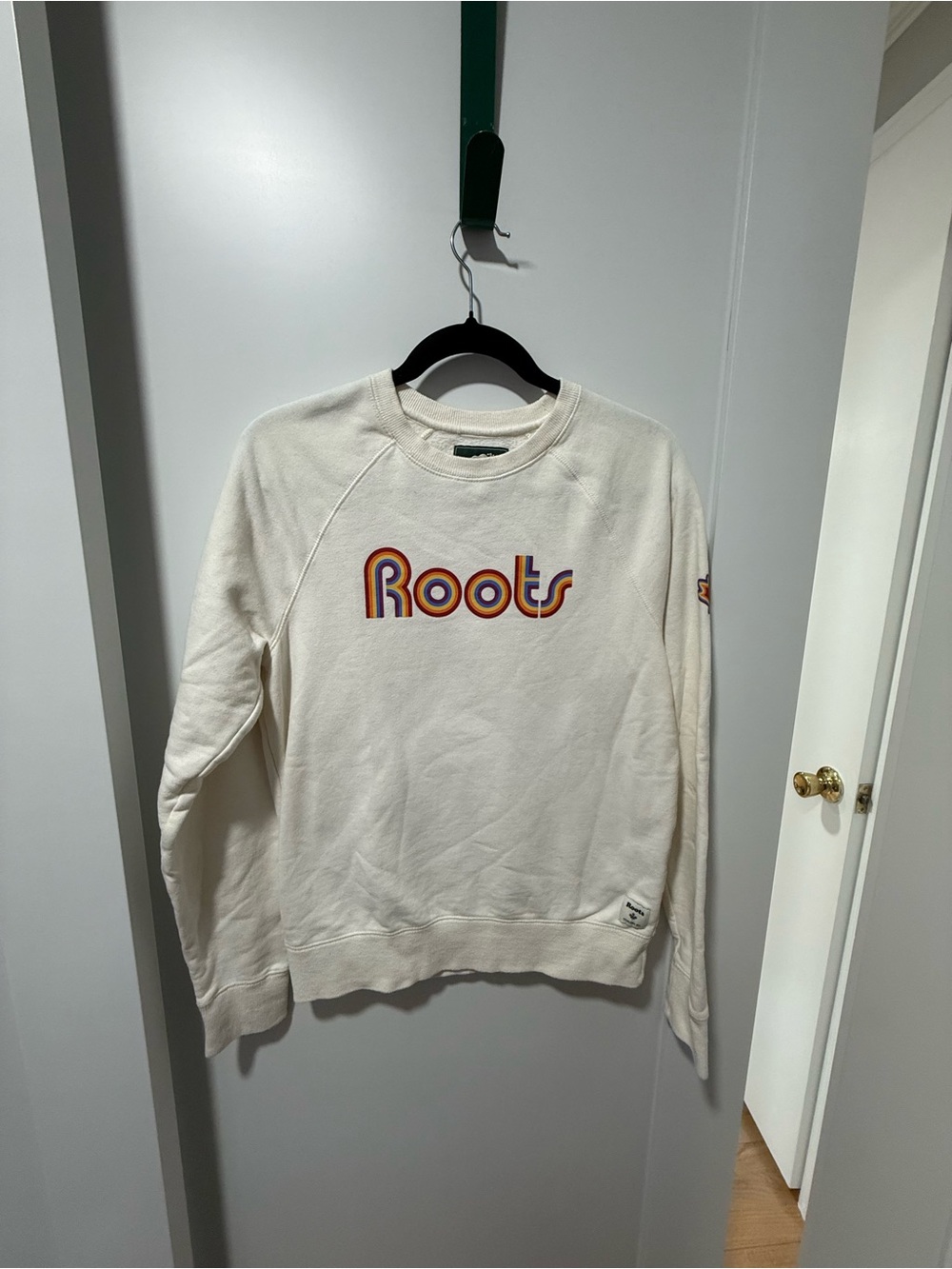 Roots Off-White Crewneck Sweatshirt with Multicolor Logo